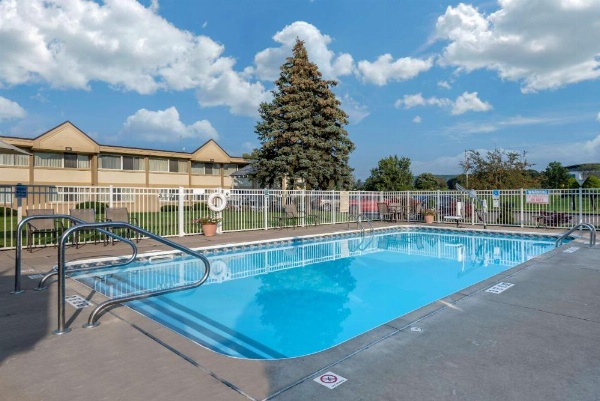 Quality Inn & Suites Vestal Binghamton Near University image 22