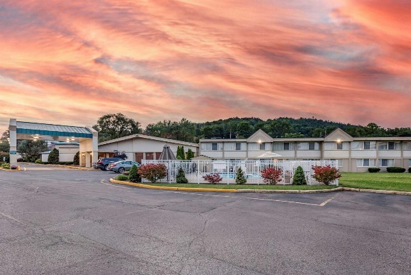 Quality Inn & Suites Vestal Binghamton Near University image 3